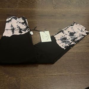 Anthropology nwt yoga leggings
